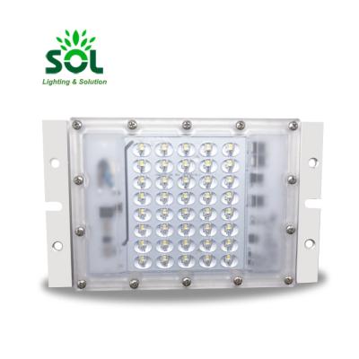 China Customizable Waterproof LED Street Light COB IP67 30W Square LED Street Light With LED Lens for sale