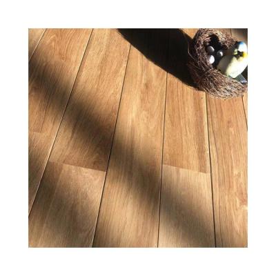 China Anti-water factory price solid wood flooring oak hardwood flooring for sale for sale