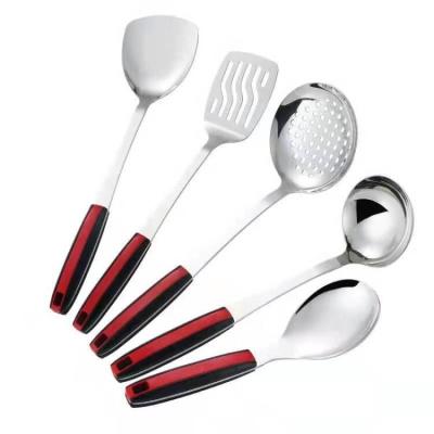 China 2021 Mirror Stainless Steel Sustainable Polish Kitchen Utensil Set Slotted Spatula Spoon Cookware Wood Handle for sale