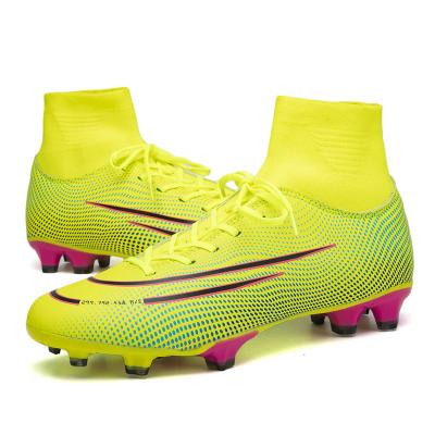 China Comfortable Long Spike Men's and Women's Soccer Boot Fashion Anti-Skid High Top Wear Resistant Training Shoes Grass Outdoor Soccer Cleats for sale