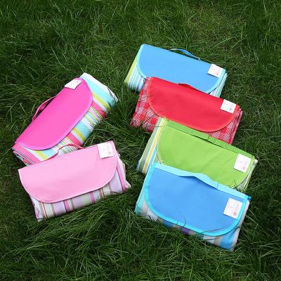 China Custom Waterproof Outdoor Foldable Picnic Blanket Foldable Mat Beach Picnic Stripe Beach Picnic Camping Pocket Quick Dry Blanket for sale