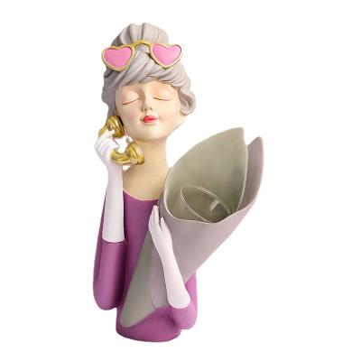 China OEM Custom Europe SYLWAN Luxury Cocostyles Vase To Lovely Bubble Girl Resin Figurines Creative Nordic Wholesale Christmas Ornaments for sale