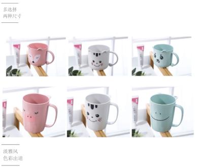 China Cute Disposable Mouthwash Cup Children Disposable Toothbrush Cartoon Cup Anti-fall Couples Plastic Toothholder for sale