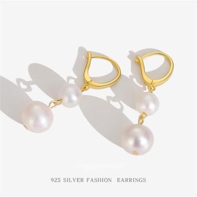 China Hot Selling Vintage Pearl Earrings 925 Sterling Silver Natural Freshwater Pearl Drop Earrings Jewelry Accessories For Women for sale