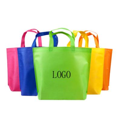 China Recyclable non woven fabric bag custom non woven bag promotional non woven large shopping bag in stock custom logo printed for sale