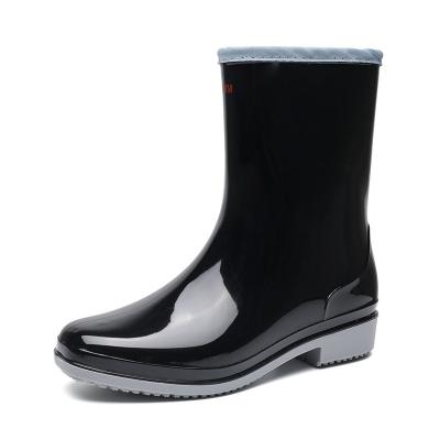 China CUSHIONING PVC Chelsea Water Shoes Woman Custom Fashion TX Logo Rubber Overshoe Women Non-slip PVC Rain Boots for sale