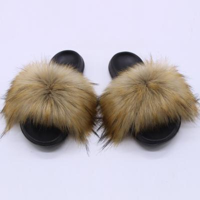 China CUSHIONING TX 2021 Hot Sale Cheap Wholesale Raccoon Fur Fashionable Home Slippers Large Leather Slippers Open Toe for sale