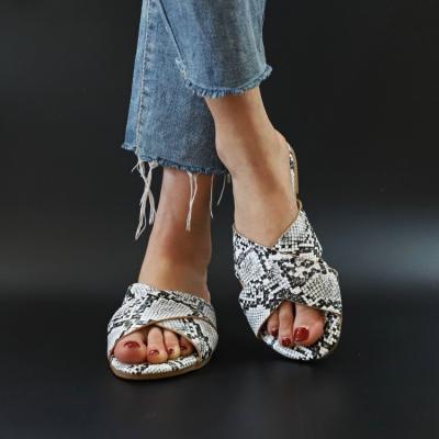 China CUSHIONING TX 2021summer hot sale designer outdoor beach animal fancy slipper casual slip on shoes women sandals printed for sale