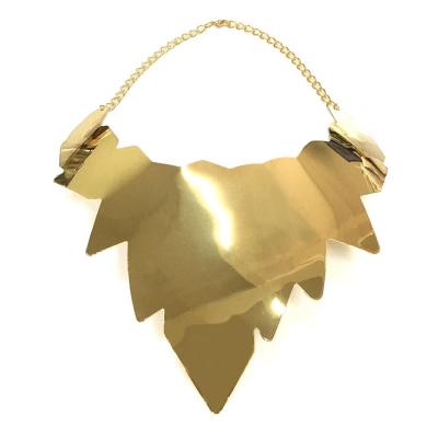 China TRENDY exaggerated gold plated big choker punk necklaces fan fashion alloy leaf statement necklaces jewelry accessories for sale