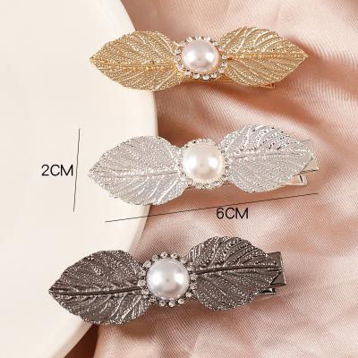 China European and American style top selling luxury Korean fashion rhinestone leaf hair clips pearl hairpins women hair accessories for sale