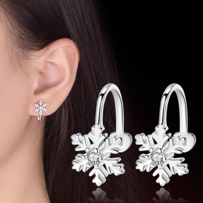 China FASHIONABLE Korean Style Women Snowflake Clip Earrings Without Piercing Crystal Ear Cuff Fashion Jewelry 2022 No Ear Hole Cuff Earing for sale