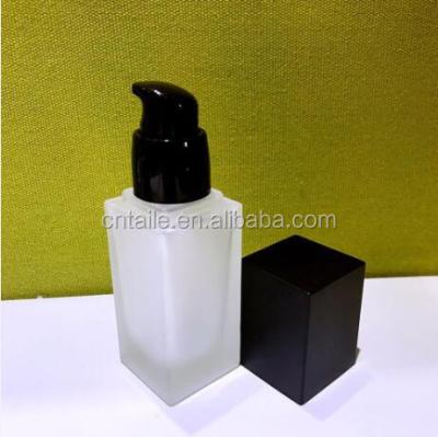 China High Quality Personal Care 15ml 30ml Frosted Make Up Base Packing Glass Empty Liquid Bottle for sale