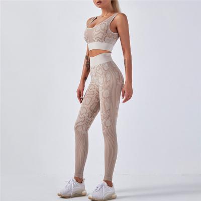 China Listing sets summer new tight seamless snake printing yoga set sport fitness women tracksuit set for sale