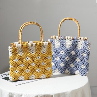 China Diamond Flower Design Pattern Bamboo Handle Bag Women Handbag Crochet Newest Bohemian 2021 Women Colorful Cotton Braided Tote Bag for sale