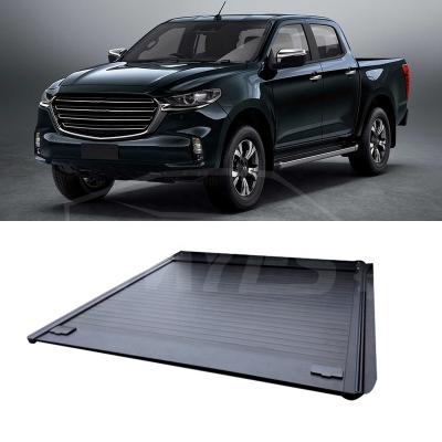 China Locking waterproof 4x4 accessories locking retractable truck bed cover roll cover for toyota hilux/revo Vigo 2018 2021 for sale