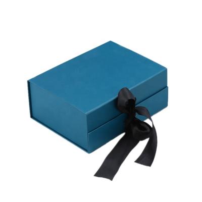 China Recycled Extra Large Materials Luxury Wig Gift Magnetic Boxes Folding Box With Closure for sale