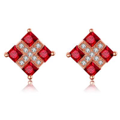 Chine boucles d'oreille rouges naturelles de goujon de bijoux d'or de la pierre gemme 18k avec de vrais diamants à vendre