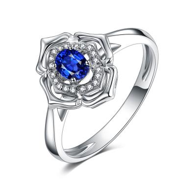 China Saphir-und Diamant-Blumen-Ring, Weißgold-Verlobungsringe mit Saphir zu verkaufen