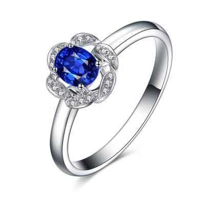 China Custom 18k Gold Sapphire Diamond Ring For Wedding / Engagement for sale