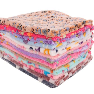 China Many Years Travel Factory Fall And Winter Coral Fleece Blanket Pet Beds Accessories Custom Warm Mat for sale