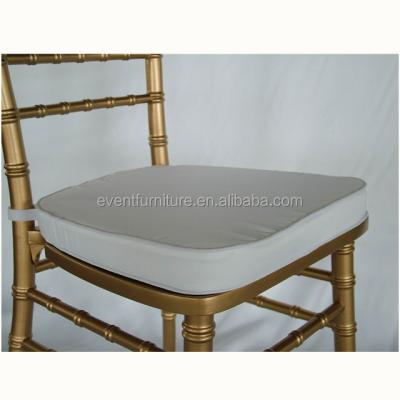 China Hotel Chair Eventfur Bottom Price Customize Soft Chiavari Chair Cushion for sale