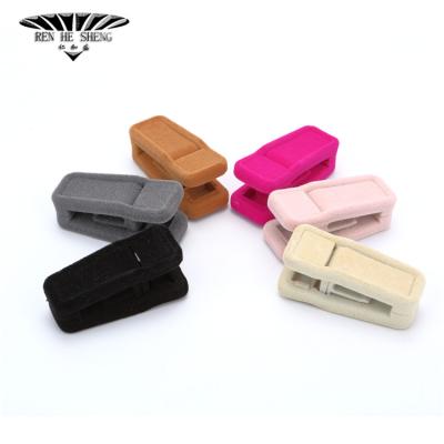 China Others Wholesale Cheap Household Using Multifunctional Windproof Plastic Pack Pegs Clips for sale