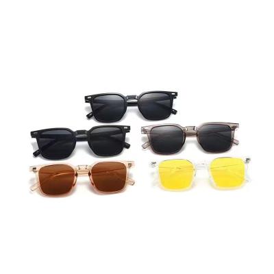 China 2022 Wholesale Men's Women's Shades Sunglasses Fashion Shades Custom Logo Sun Glasses Sun Glasses for sale