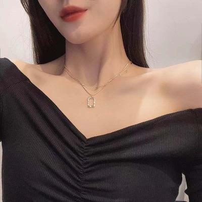 China Hot Selling Fashion BTS Necklace New Dubai Gold Plated Women's Hot Design Jewelry 18k Gold Necklace for sale