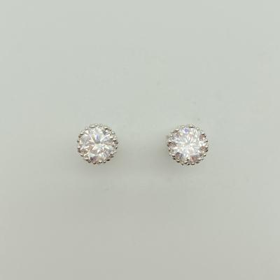 China Manufacturer Bling Classic 925 Sterling Silver 3A Zircon Round Diamond Stud Earrings for sale