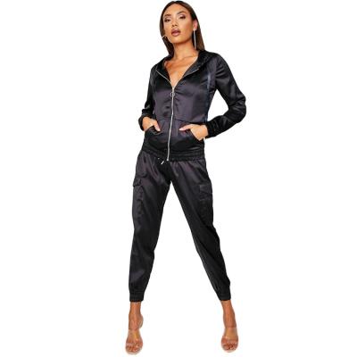 China New Design Breathable Zipper Up Sexy Slim Fit Ankle Length Women Satin Sweatsuits Tracksuit for sale