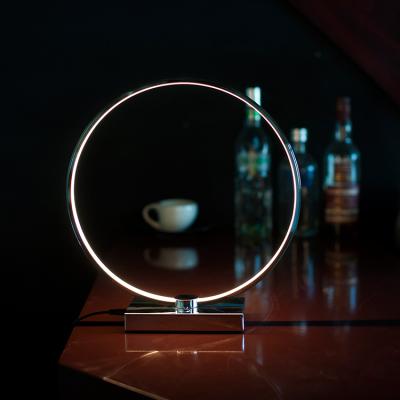 China Fashion Trendy Style Appearance Flexible Led Table Lamp Charging Study Metal Table Energy Saving Reading Lamp for sale