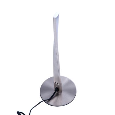 China Fashional Appearance Best Selling Chinese Aluminum Led Table Lamp Portable Reading Lamp for sale