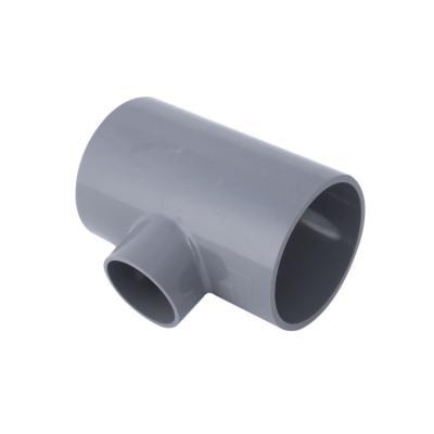 China Plastic Pvc Pipe Fittings Reduced Tee en venta