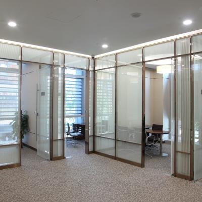 China Customized Modern Modern Office Room Dividers Glass Wall Office Furniture Separation Screen Green Material Office Room Dividers for sale