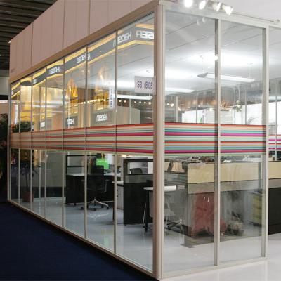 China Newest OEM V80 Modern Design Customized Modern Office High Partition Glass Office Wall System Interior Glass Partition Wall Soundproof for sale