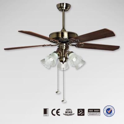 China New home designed ceiling fan with three lights for sale