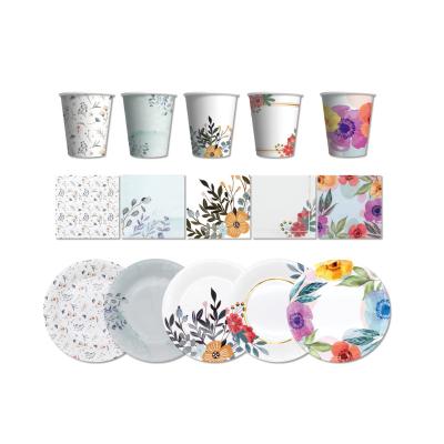 China Cheap Luxury Flower Decoration Wedding Party Disposable Tableware Set Flower Paper Plates and Cups and Napkins Party Supplies for sale