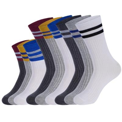 China Breathable New Design High Quality Heelless Socks Student Sports Long Socks White Striped Socks for sale