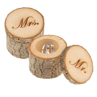 China Custom Small Packaging Recyclable Gift Box Vintage Wooden Ring Box for sale