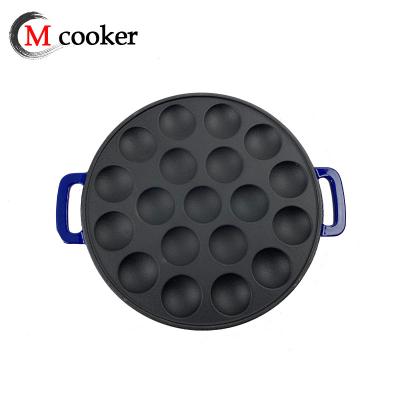 China Eco Friendly Round Shallow Cast Iron Colorful Cookware Frying Pan for sale