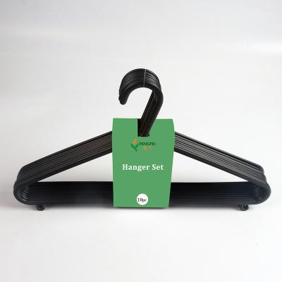 China 10 Pack Minimalist Black Plastic Clothing Hangers Ideal for Everyday Use Clothing à venda