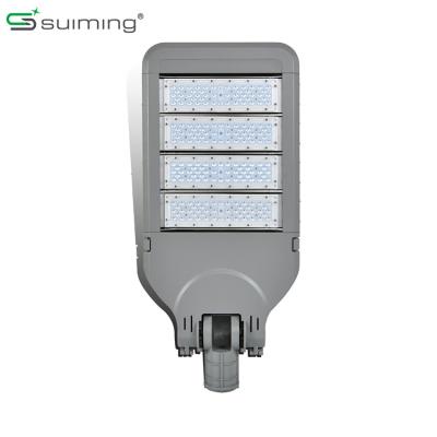 China HIGHWAY 150lm/w super bright 30000lm outdoor light for garden park IP65 weatherproof 5050 chips led parking lot light for sale