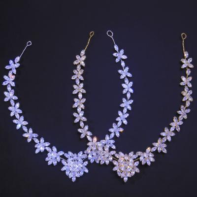 China Crystal Forehead Romantic Luxurious Gorgeous V-Band Jewelry Bridal Wedding Accessory for sale