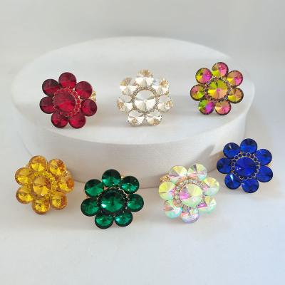 China New Large Gemstone Flower Big Ring Female Ring Crystal Environmentally Friendly Retractable Elastic Colorful Jewelry Glass for sale