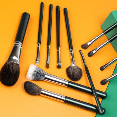 China Angular Blush Makeup Brush Set Cosmetic Brush Kit Select Customize Private Label for sale