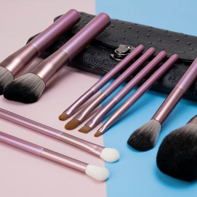 China Angular Blush 10 Pieces Makeup Brush Supplier Wholesale Beauty Pink Makeup Brush Set for sale