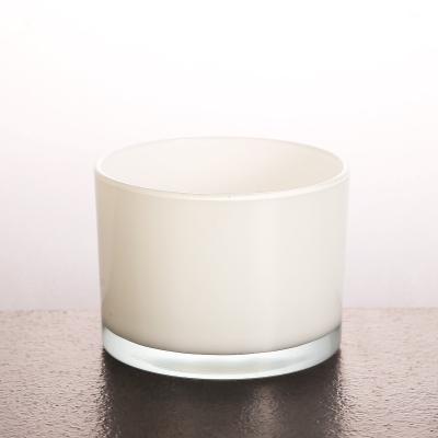 China Classic Wholesale Colored Votive Candle Holder Candle Jars Glass Candle Holder for sale