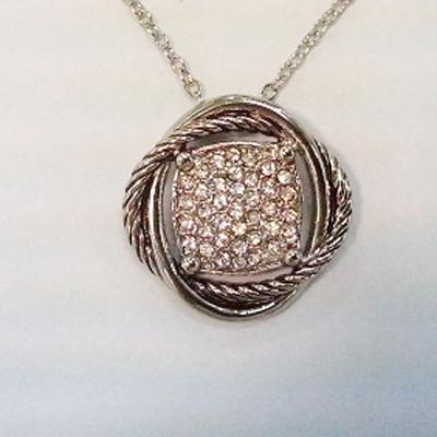 China (N-25) Women' s Necklace Silver Plated Silver with Pave Cubic Zircon Pendant for sale