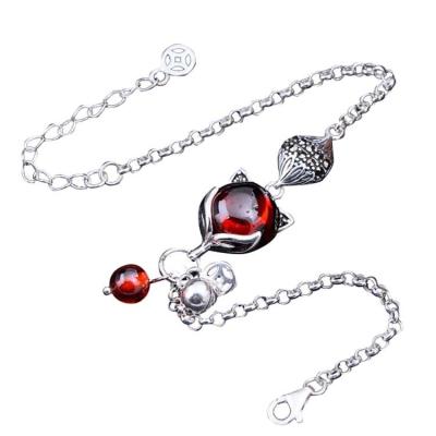 China 925 Silver Synthetic Garnet Fox Charm Silver Bead Link Bracelets (B2018041108) for sale