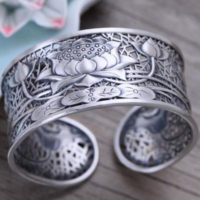 China Vintage Handmade Engraved Designs Flower Sterling Silver Cuff Bracelet(058233) for sale